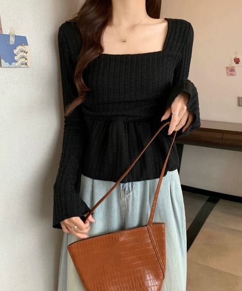 shopnikoniko（ショップニコニコ）の「ペプラムニット トップス 長袖 スクエアネック トップス（ニット/セーター・レディース・ホワイト/ブラック/ブラウン・フリー）」の4枚目の写真