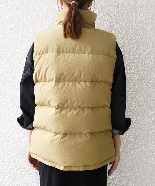   ベージュ ダウンベスト　XXS SHIPS any: ナイロン スタンドカラー ダウン ベスト（ダウンベスト