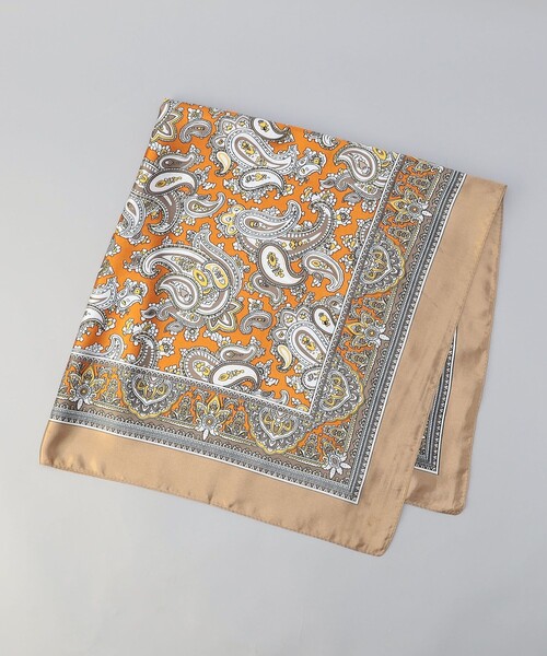 coen(コーエン)の「ペイズリー柄プリント大判スカーフ(バンダナ/スカーフ・レディース・オレンジ/ダークグリーン・FREE)」の5枚目の写真