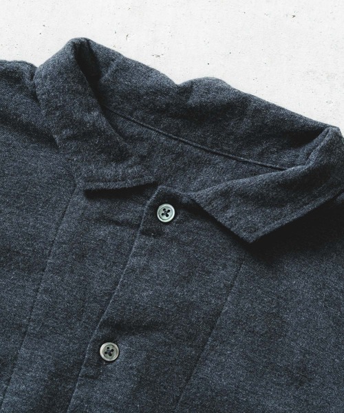 quadro（クオドロ）の「コットンメランジフランネルラウンドヘムシャツカバーオール（カバーオール・レディース・チャコール/ダークネイビー/オートミール・FREE）」の7枚目の写真