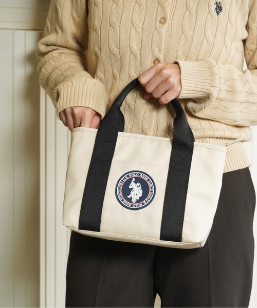U.S. POLO ASSN.(ユーエスポロアッスン)の「【U.S. POLO ASSN.】 ユーエスポロアッスン Downtown ミニトートバッグ USPA-2717(トートバッグ・レディース・グレー/ベージュ/ネイビー/ブラック・FREE)」の1枚目の写真