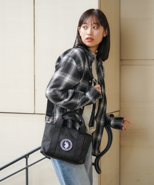 U.S. POLO ASSN.(ユーエスポロアッスン)の「【U.S. POLO ASSN.】 ユーエスポロアッスン Downtown ミニトートバッグ USPA-2717(トートバッグ・レディース・グレー/ベージュ/ネイビー/ブラック・FREE)」の9枚目の写真