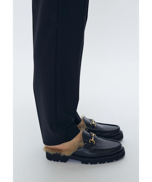 1er Arrondissement（プルミエアロンディスモン）の「＜CAMINANDO/カミナンド＞SHEARING-LINED ビットファーローファー（その他シューズ・レディース・ブラック系その他3・L/M/S）」の2枚目の写真