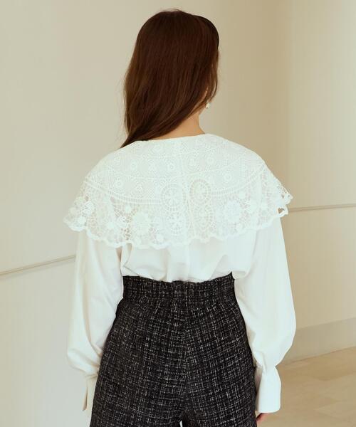AND COUTURE(アンドクチュール)の「レースカラーブラウス(シャツ/ブラウス・レディース・オフホワイト/ピンク/ネイビー・FREE)」の6枚目の写真