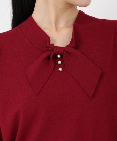 STRAWBERRY-FIELDS(ストロベリーフィールズ)の「コンフォートイネス_ボウタイパール釦ニット(ニット/セーター・レディース・ブラック/オフホワイト/ローズ・2)」の7枚目の写真