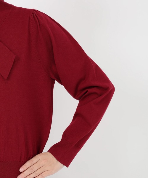 STRAWBERRY-FIELDS(ストロベリーフィールズ)の「コンフォートイネス_ボウタイパール釦ニット(ニット/セーター・レディース・ブラック/オフホワイト/ローズ・2)」の10枚目の写真