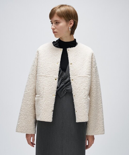 cloenc（クロエンス）の「リバーシブルボアブルゾン（ブルゾン・レディース・ブラウン系/オフホワイト/ダークグレー・01/02）」の2枚目の写真