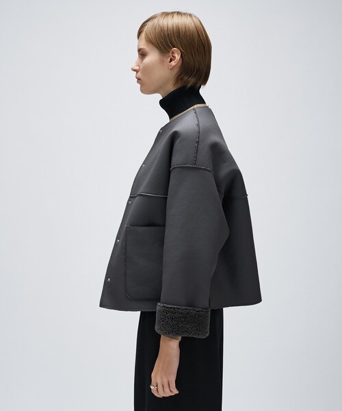 cloenc（クロエンス）の「リバーシブルボアブルゾン（ブルゾン・レディース・ブラウン系/オフホワイト/ダークグレー・01/02）」の21枚目の写真