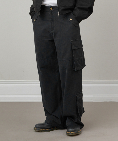 GLW(ジーエルダブリュ)の「ダブルポケットカーゴパンツブラック(その他パンツ・レディース・その他・SMALL/MEDIUM/LARGE)」の3枚目の写真