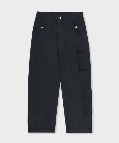 GLW(ジーエルダブリュ)の「ダブルポケットカーゴパンツブラック(その他パンツ・レディース・その他・SMALL/MEDIUM/LARGE)」の4枚目の写真