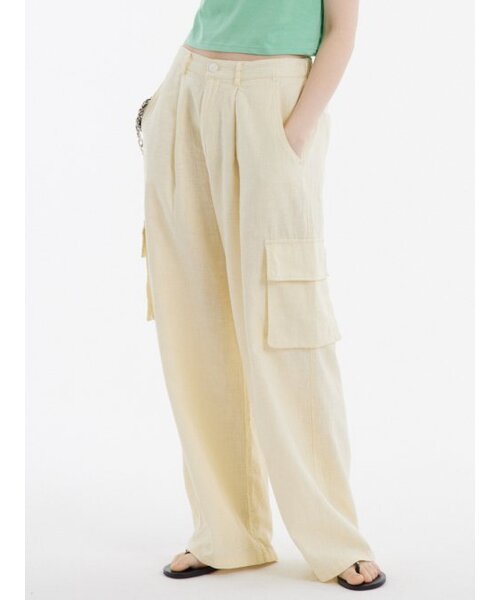 UNKNOWN PLANET(アンノウンプラネット)の「ワイドフィットリネンカーゴパンツベージュ(その他パンツ・レディース・その他・SMALL/MEDIUM)」の1枚目の写真