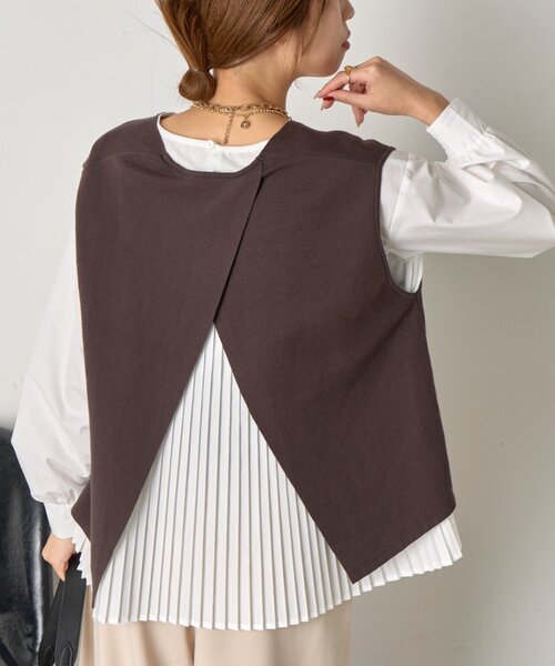 Jena espace merveilleux（ジェナ　エスパスメルヴェイユ）の「【体系カバー/2点セット】ベストセットプリーツブラウス（シャツ/ブラウス・レディース・ライトグレー/チャコールグレー/アイボリー・FREE）」の6枚目の写真