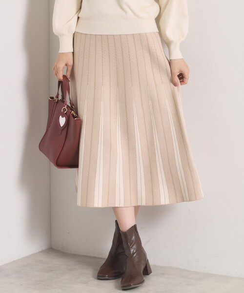 ITS'DEMO（イッツデモ）の「【手洗い可】フレアスカートニットセットアップ（セットアップ・レディース・ブラック系3/ブルー系8/アイボリー系3/ピンク系・00）」の8枚目の写真