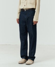 FOTTNERS（フォットナーズ）の「Two Tuck Straight Indigo Jeans（デニムパンツ）」