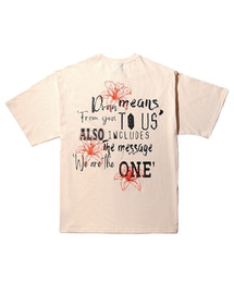 DVAN（ドゥヴァン）の「DVAN MEANS WITH FLOWER EMB HALF SLEEVE T-SHIRT (BEIGE) DVAN MEANS WITH FLOWER EMB HALF SLEEVE T-SHIRT (BEIGE)（Tシャツ/カットソー）」