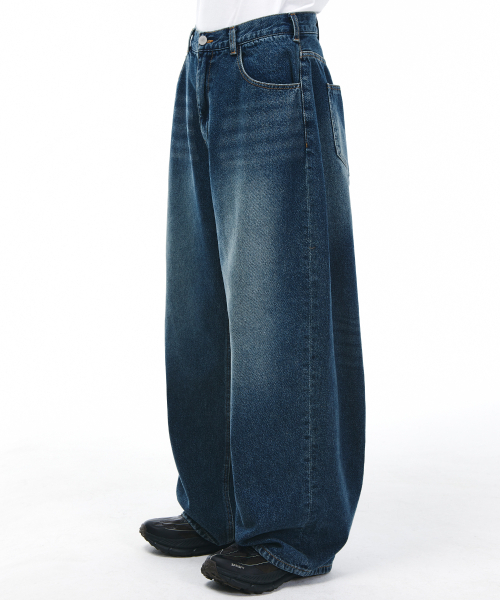 SIGNATURE（シグネチャ）の「バルーンフィットカーブデニムパンツ[ブルー]（デニムパンツ・レディース・その他・SMALL/MEDIUM/LARGE）」の2枚目の写真