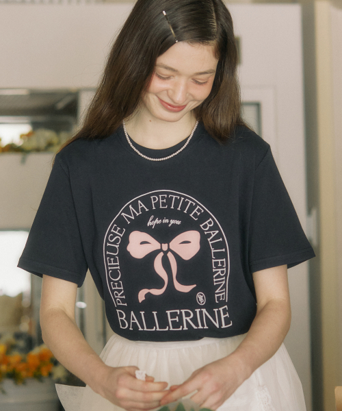 OURHOPE（アワーホープ）の「バレリーナTシャツ - ネイビー（Tシャツ/カットソー・レディース・ネイビー・1(S)/2(M)）」の2枚目の写真