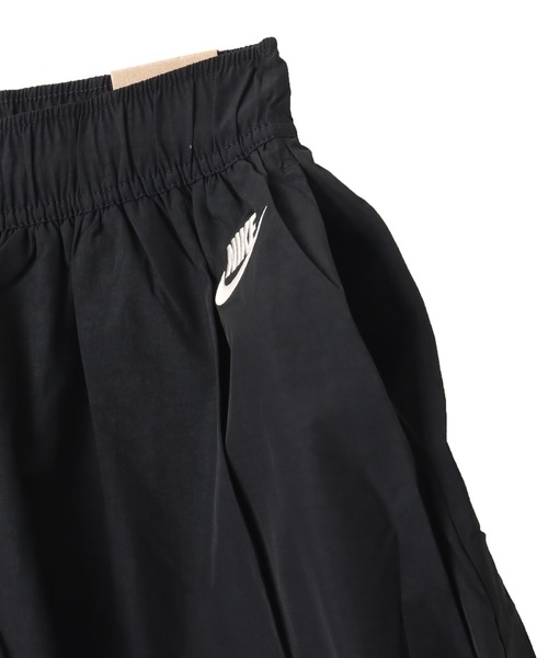 NIKE(ナイキ)の「NIKE AS W NSW BUBBLE SKIRT / ナイキ ウィメンズ NSW バブル スカート 【SP】(スカート・レディース・ブラック・S/M/L)」の4枚目の写真