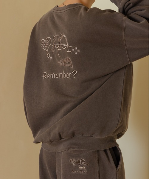 Remember.（リメンバー）の「吹き出し刺繍ロゴスウェット / Speech Bubble Logo Embroidery Sweat（スウェット・メンズ・ネイビー/ブラウン/ライトグレー/ブラック・LARGE/MEDIUM）」の14枚目の写真