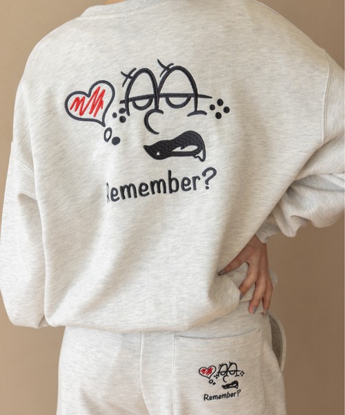 Remember.（リメンバー）の「吹き出し刺繍ロゴスウェット / Speech Bubble Logo Embroidery Sweat（スウェット・メンズ・ネイビー/ブラウン/ライトグレー/ブラック・LARGE/MEDIUM）」の5枚目の写真