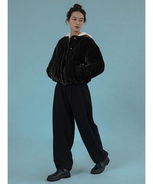 FIKA.(フィーカ)の「Velvet quilting short blouson(その他アウター・レディース・チャコール/オレンジ系3/ミント・MEDIUM)」の13枚目の写真