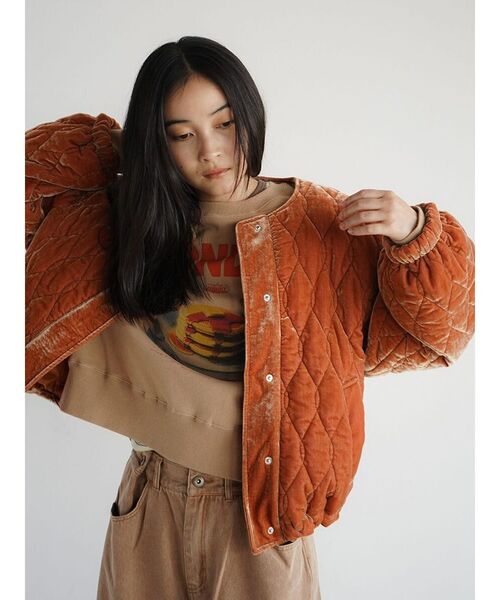 FIKA.(フィーカ)の「Velvet quilting short blouson(その他アウター・レディース・チャコール/オレンジ系3/ミント・MEDIUM)」の18枚目の写真