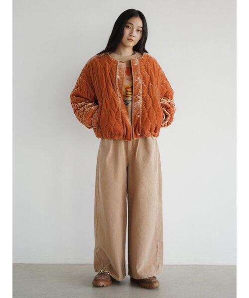 FIKA.(フィーカ)の「Velvet quilting short blouson(その他アウター・レディース・チャコール/オレンジ系3/ミント・MEDIUM)」の19枚目の写真