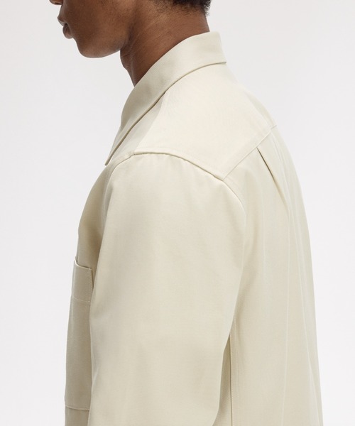 FRED PERRY（フレッドペリー）の「Twill Overshirt／ツイルオーバーシャツ（シャツ/ブラウス・メンズ・オートミール/ブラック・S/M/L）」の10枚目の写真