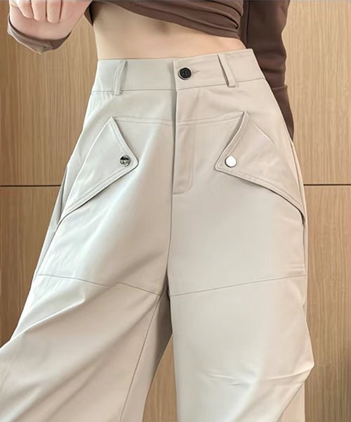 gossip!ロサンゼルス(ゴシップロサンゼルス)の「立体タックデザイン カーゴパンツ(カーゴパンツ・レディース・ブラウン/ブラック/アイボリー・L/M/S)」の9枚目の写真