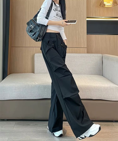 gossip!ロサンゼルス(ゴシップロサンゼルス)の「立体タックデザイン カーゴパンツ(カーゴパンツ・レディース・ブラウン/ブラック/アイボリー・L/M/S)」の20枚目の写真