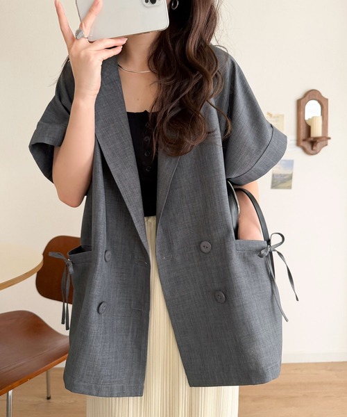 mily bilet（ミウィビレット）の「【mily bilet】甘さひとさじ、きれいに決まる。リボンストラップ付き半袖テーラードジャケット（オーバーサイズ）（テーラードジャケット・レディース・グレー/アイボリー/チャコール・X-LARGE/MEDIUM/LARGE/SMALL）」の17枚目の写真