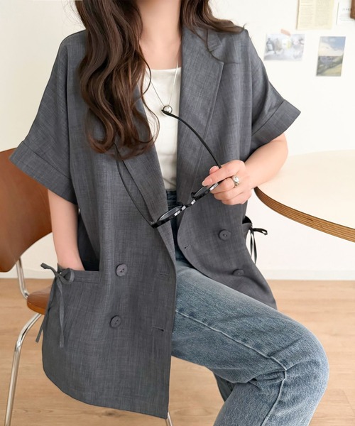 mily bilet（ミウィビレット）の「【mily bilet】甘さひとさじ、きれいに決まる。リボンストラップ付き半袖テーラードジャケット（オーバーサイズ）（テーラードジャケット・レディース・グレー/アイボリー/チャコール・X-LARGE/MEDIUM/LARGE/SMALL）」の15枚目の写真