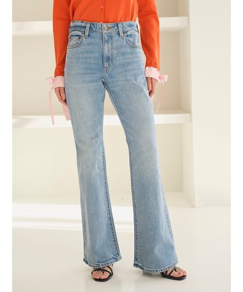 SNIDEL（スナイデル）の「【SNIDEL/Levi's®】別注デニム(29インチ)（デニムパンツ・レディース・ライトブルー・26/25/24/23）」の16枚目の写真