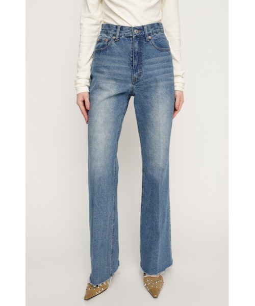 SLY（スライ）の「【2026SS新作】J/W SEMI FLARE DENIM PT ジャストウエストセミフレアデニムパンツ 春服【一部店舗限定アイテム】（デニムパンツ・レディース・ブラック/ブルー・2/1/0）」の13枚目の写真