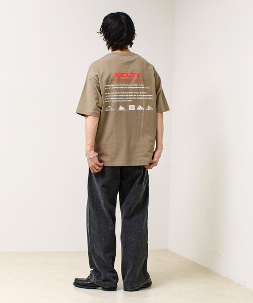 KELTY（ケルティ）の「【KELTY×GLOSTER】別注 バックヒストリーロゴT（Tシャツ/カットソー・メンズ・グレイッシュベージュ/ブラック/杢グレー/オフホワイト/チャコールグレー/ネイビー・S/M/L）」の17枚目の写真
