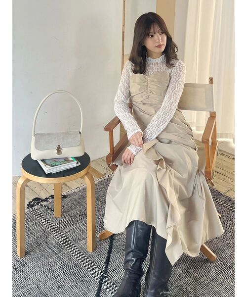 MERCURYDUO(マーキュリーデュオ)の「ギャザードレープドッキングワンピース(ワンピース・レディース・ベージュ/チャコールグレー・MEDIUM/SMALL)」の10枚目の写真