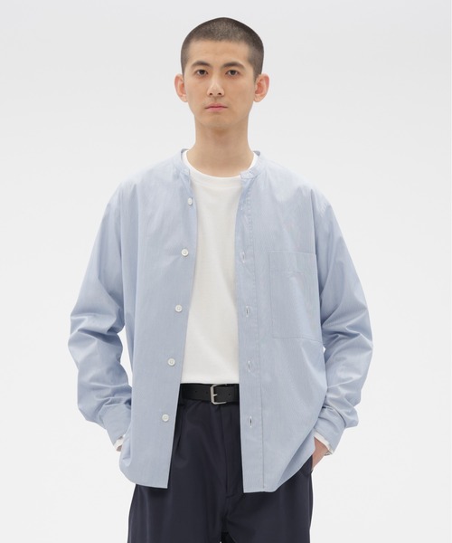 MARGARET HOWELL(マーガレットハウエル)の「COTTON HAIRLINE STRIPE(シャツ/ブラウス・メンズ・ブルー・SMALL/MEDIUM/LARGE)」の1枚目の写真