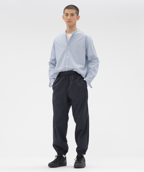 MARGARET HOWELL(マーガレットハウエル)の「COTTON HAIRLINE STRIPE(シャツ/ブラウス・メンズ・ブルー・SMALL/MEDIUM/LARGE)」の4枚目の写真