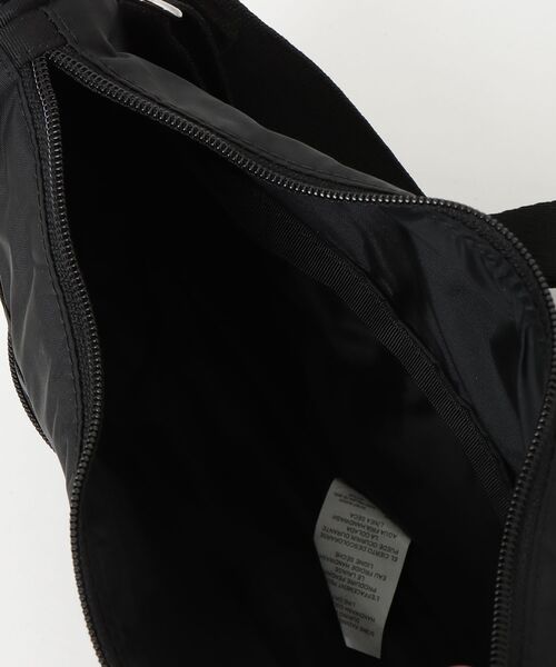 LeSportsac(レスポートサック)の「LeSportsac SM CONV SHOULDER レスポートサック ショルダーバッグ(ショルダーバッグ・レディース・ブラック系1・FREE)」の11枚目の写真