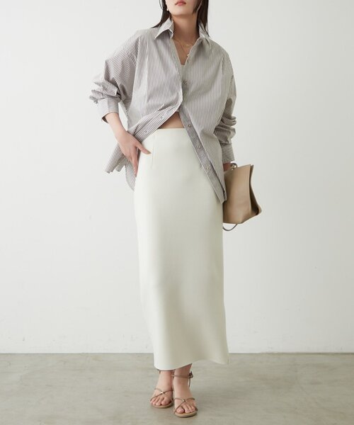 LOUNGEDRESS（ラウンジドレス）の「ストライプBigシャツ（シャツ/ブラウス・レディース・ネイビー/ベージュ・FREE）」の4枚目の写真
