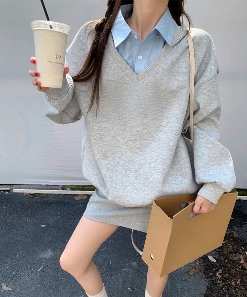Miniministore(ミニミニストア)の「シャツ襟切り替えスウェットレディース長袖(Tシャツ/カットソー・レディース・グレー×ピンク/グレー×サックスブルー・FREE)」の18枚目の写真