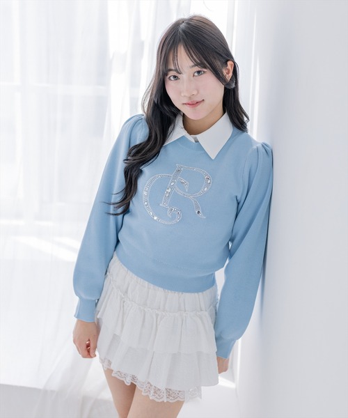 clear（クリア）の「ビジューロゴニットトップス[大人 フェミニン 上品]（ニット/セーター・レディース・ライトグレー/アイボリー/ブラック/ピンク/サックスブルー・F）」の4枚目の写真