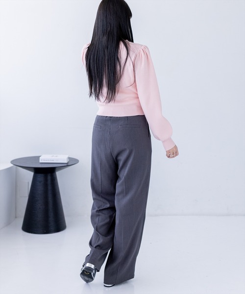 clear（クリア）の「ビジューロゴニットトップス[大人 フェミニン 上品]（ニット/セーター・レディース・ライトグレー/アイボリー/ブラック/ピンク/サックスブルー・F）」の13枚目の写真