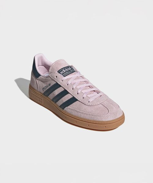 La TOTALITE（ラトータリテ）の「《WEB限定》adidas / アディダス HANDBALL SPEZIAL W（スニーカー・レディース・ピンク/ベージュ・23.5cm/23cm/24.5cm/24cm）」の2枚目の写真