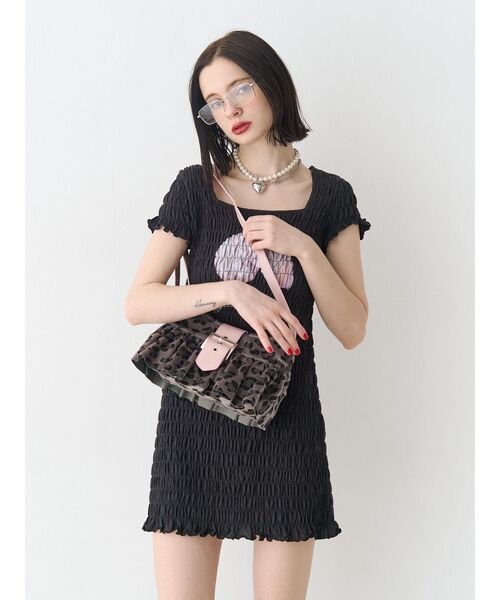 jouetie（ジュエティ）の「シャーリングミニワンピース（ワンピース・レディース・オフホワイト/ブルー/ブラック・MEDIUM）」の2枚目の写真