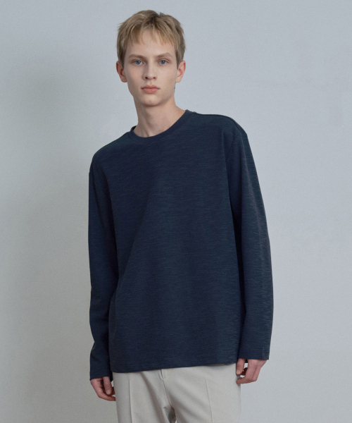 MINDBRIDGE(マインドブリッジ)の「サカリバスラブラウンド長袖Tシャツ - 2カラー(Tシャツ/カットソー・メンズ・オフホワイト/ダークグレー・100/105/110/95)」の8枚目の写真