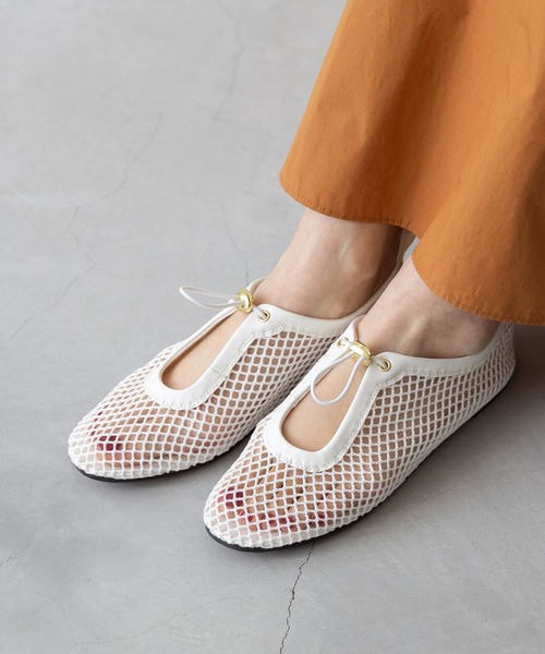 menue(メヌエ)の「メッシュ フラットパンプス(パンプス・レディース・シルバー/ブラック/ベージュ/ホワイト・21.5cm/22.0cm/22.5cm/23.0cm/23.5cm/24.0cm/24.5cm/25.0cm/25.5cm/26.0cm)」の7枚目の写真