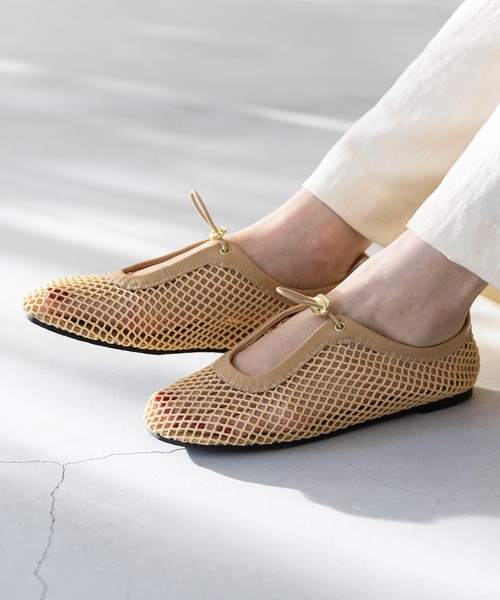 menue(メヌエ)の「メッシュ フラットパンプス(パンプス・レディース・シルバー/ブラック/ベージュ/ホワイト・21.5cm/22.0cm/22.5cm/23.0cm/23.5cm/24.0cm/24.5cm/25.0cm/25.5cm/26.0cm)」の20枚目の写真