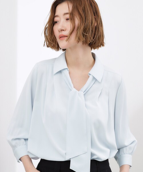 grove(グローブ)の「高評価!【貴島明日香さん着用・洗える】チャーム付きマルチWAYボウタイブラウス(シャツ/ブラウス・レディース・サックスブルー/オフホワイト/ホワイト系5/サンドベージュ・02/03/01/05/04)」の20枚目の写真