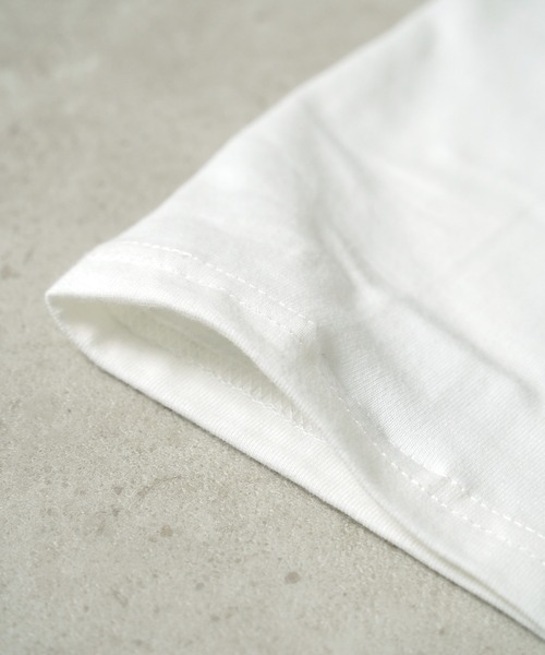 FRUIT OF THE LOOM(フルーツオブザルーム)の「"05"≪FRUIT OF THE LOOM≫パックT 7.0oz ヘビーウェイト Tシャツ(胸ポケットなし)(Tシャツ/カットソー・メンズ・ブラック/オフホワイト・MEDIUM/LARGE/X-LARGE)」の17枚目の写真